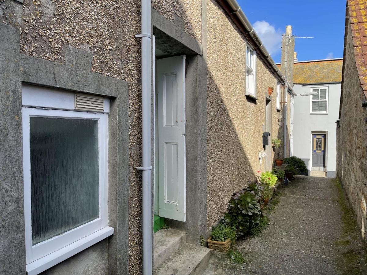 3 Love Lane St Ives Exterior photo